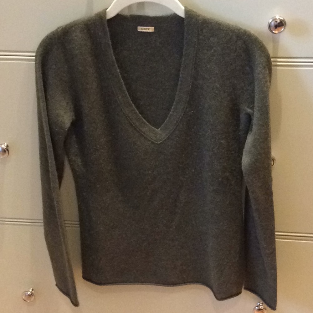J Crew olive cashmere V-neck sweater